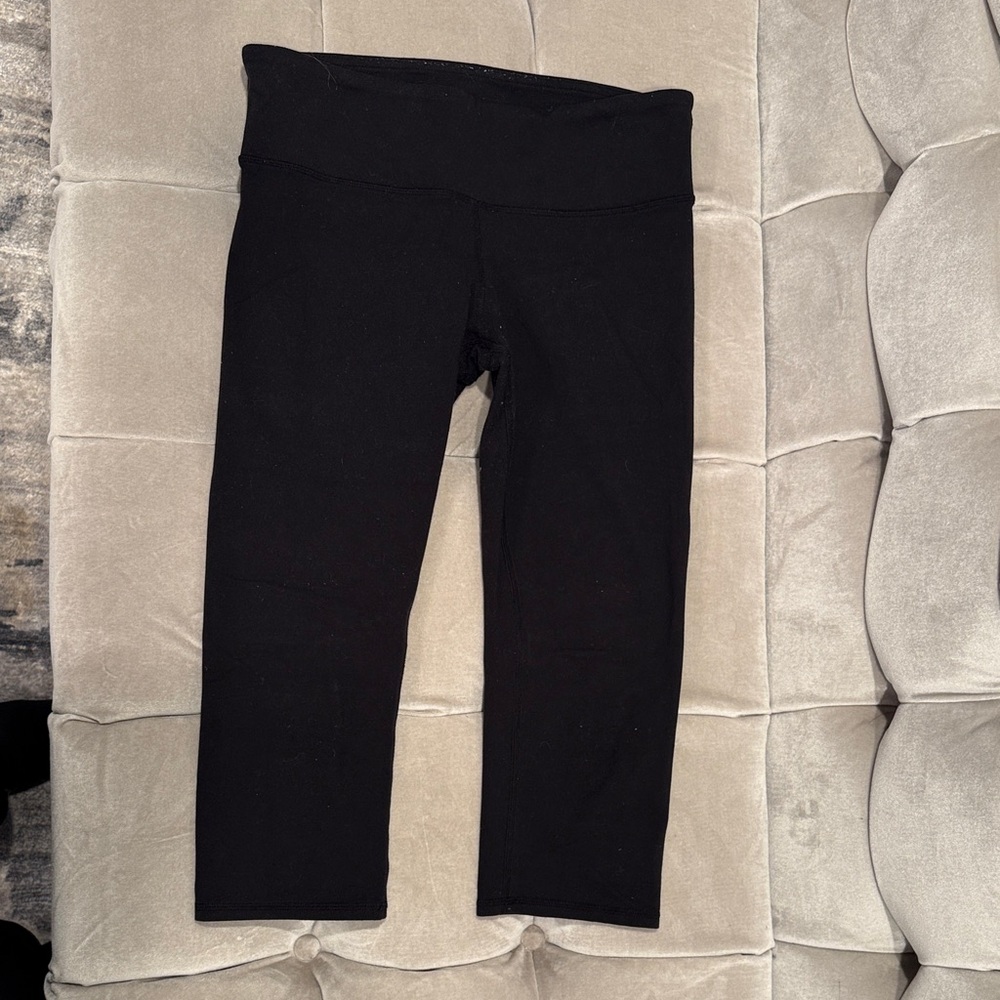 ALO cropped leggings
